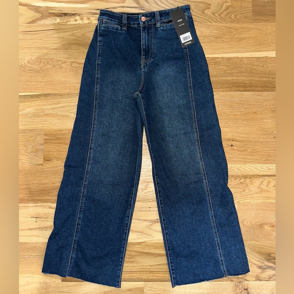Wide Leg Ankle Jean - Express NWT